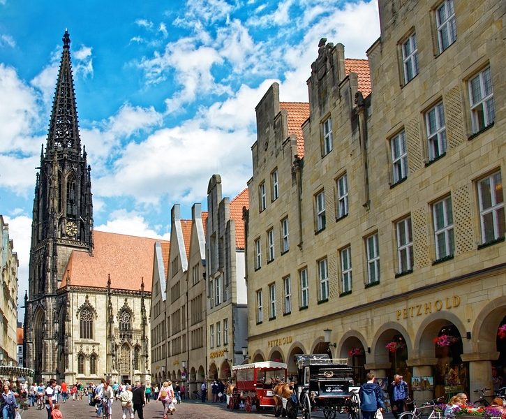 Principal desafio da Venezuela é fortalecer sua democracia, diz Lula