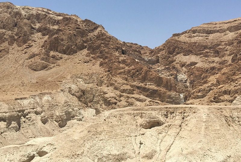 Israel e EUA atacam Irã