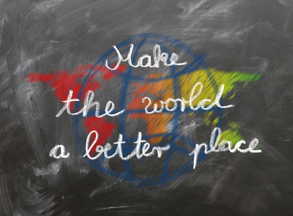 "Músico é artista" diz Luciano Calazans sobre tocar com grandes nomes