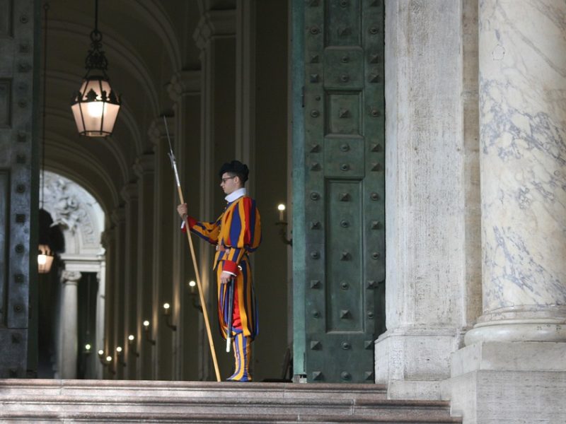 Brasil deve adotar cautela entre EUA e Irã, parceiro do Brics