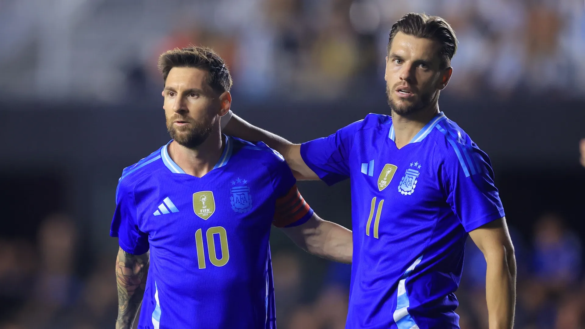 Lionel Messi e Giovani Lo Celso durante a vitória da Argentina por 2 a 1 sobre Porto Rico.