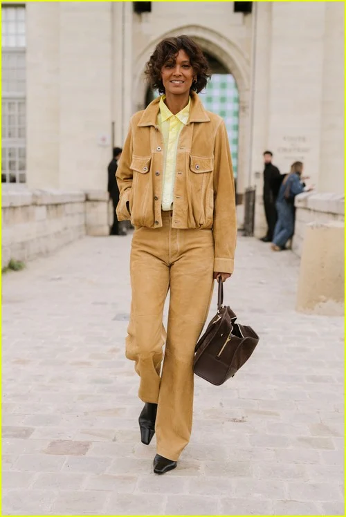 Loewe Moda Feminina Outono/Inverno 2026-2027 mostra fotos