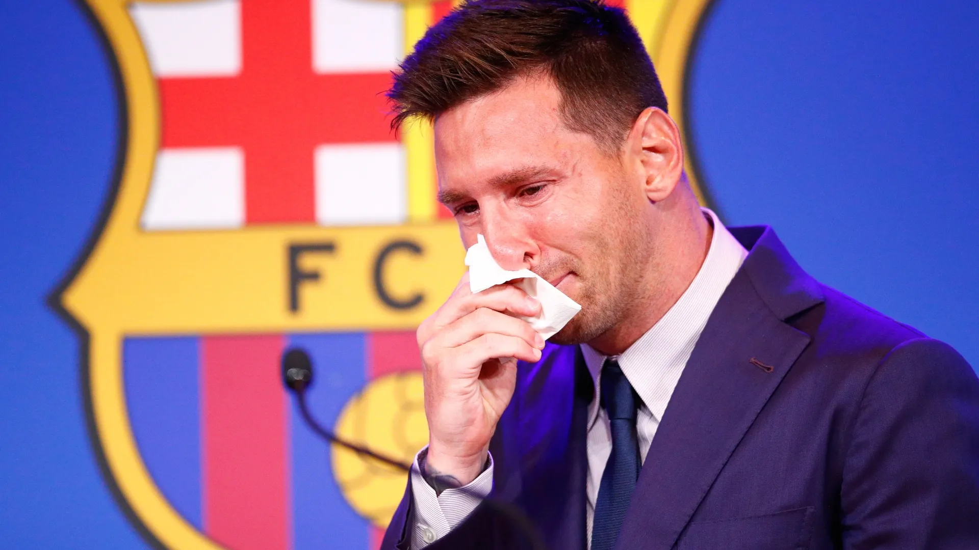 Messi anunciou sua saída do Barcelona há cinco anos