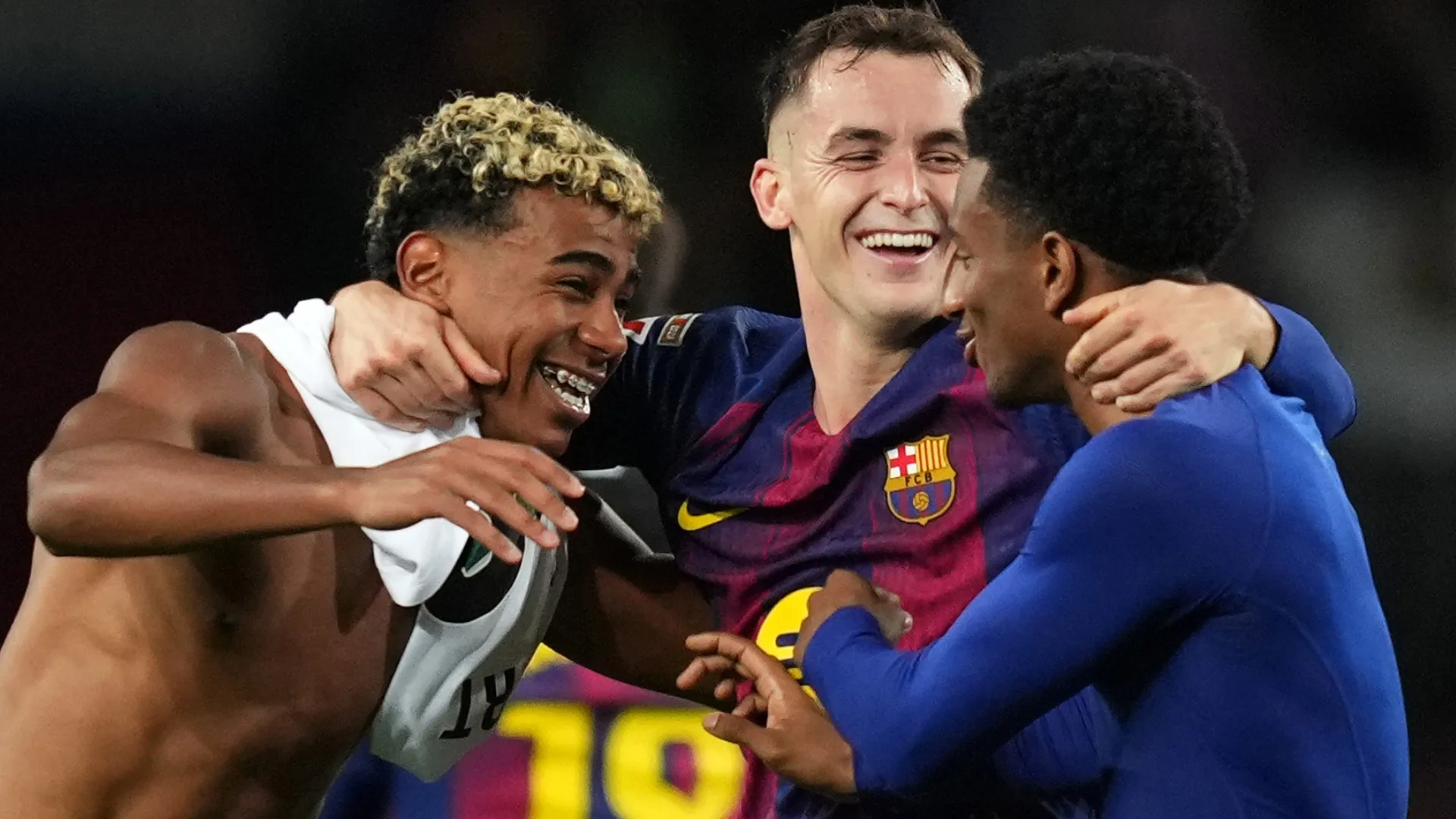 O Barcelona é estrelado por Lamine Yamal, Marc Casado e Alejandro Balde.