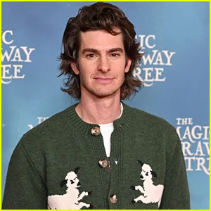 Andrew Garfield elogia Daniel Radcliffe e os filmes de 'Harry Potter' enquanto reconhece a reação de JK Rowling