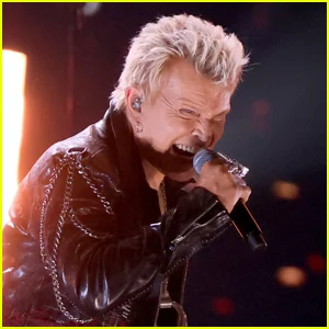 Billy Idol diz que fumar crack o ajudou a abandonar a heroína