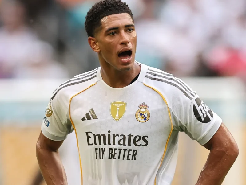 Courtois entre os cinco jogadores do Real Madrid que perderão o jogo da La Liga contra o Atlético de Madrid