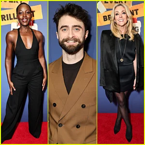 Daniel Radcliffe abre nova peça solo interativa 'Every Brilliant Thing' na Broadway com suporte estrelado