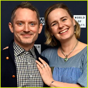 Elijah Wood compartilha comentários raros sobre seus dois filhos com a esposa Mette-Marie Kongsved