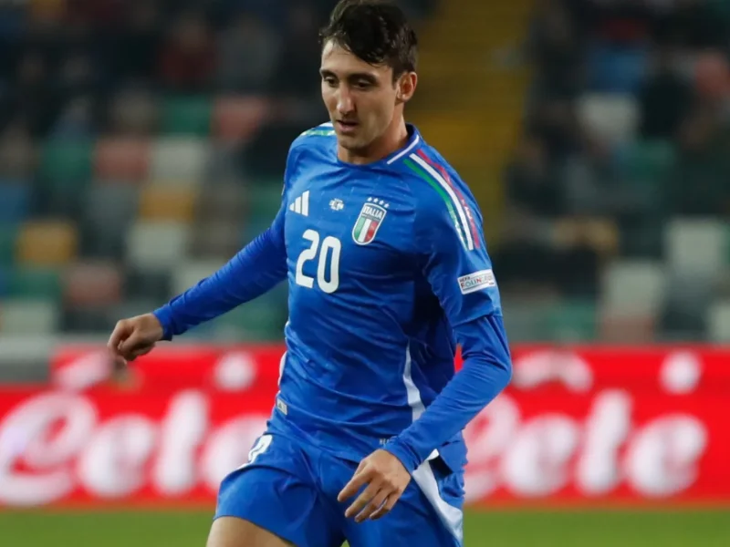 Juventus estabelece preço alto para Andrea Cambiaso, alvo do Barcelona