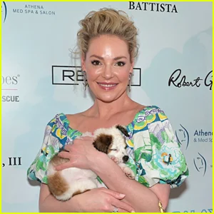 Katherine Heigl está respondendo diretamente a muitos comentários do Instagram criticando sua aparição no evento de resgate de cães em Mar-a-Lago