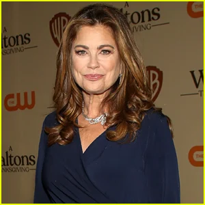Kathy Ireland está processando ex-gerentes de negócios, alegando décadas de má conduta financeira, resultando em dívidas graves