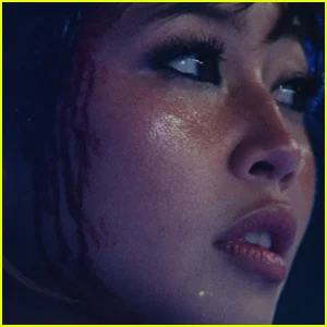 Letra de 'All I Did Was Dream of You': Beabadoobee & The Marías lançam nova música