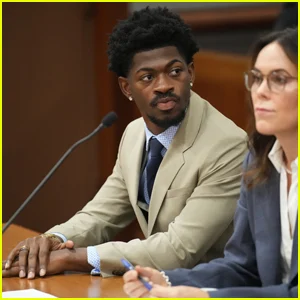 Lil Nas X comparece ao tribunal para audiência sobre 4 acusações criminais