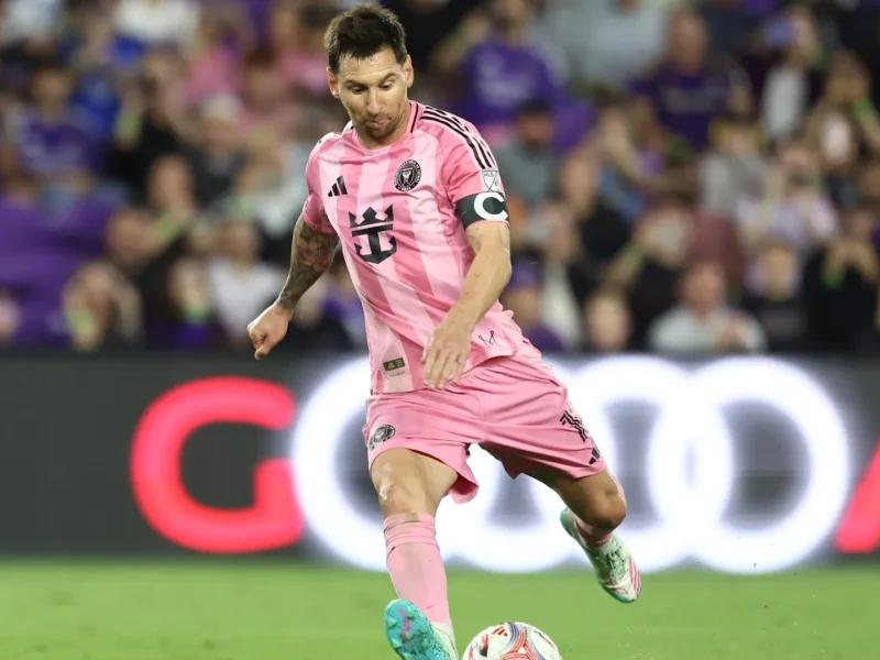 Lionel Messi foi classificado como o jogador mais decisivo do mundo no ano passado, derrotando Mbappe e Kane