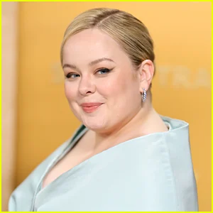 Nicola Coughlan fala sobre body shamers depois de ‘Bridgerton’ e não tem ‘nenhum interesse’ na positividade corporal