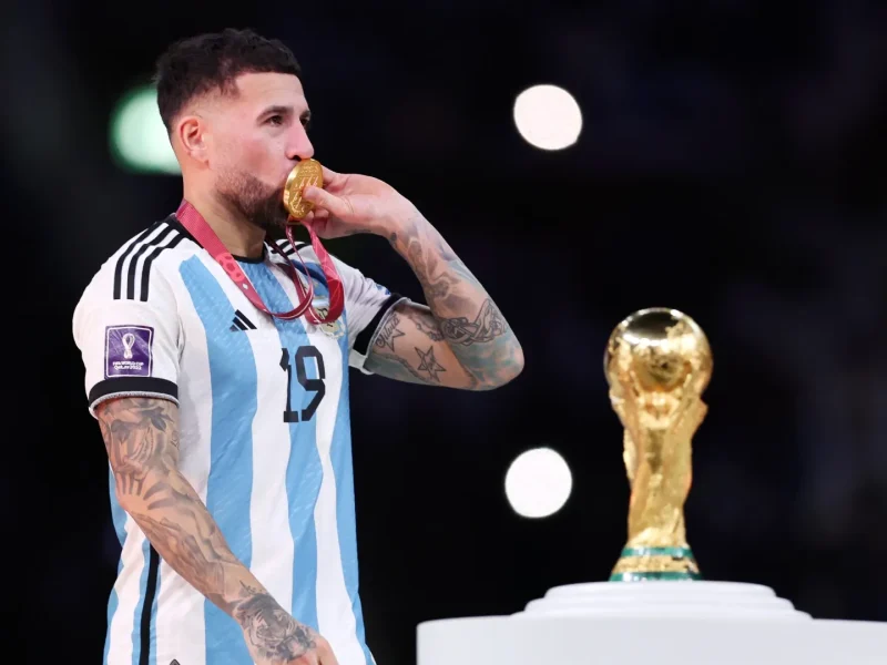 Nicolas Otamendi anuncia aposentadoria da Argentina após a Copa do Mundo de 2026, deixando Messi como o único sobrevivente da seleção do Mundial de 2014