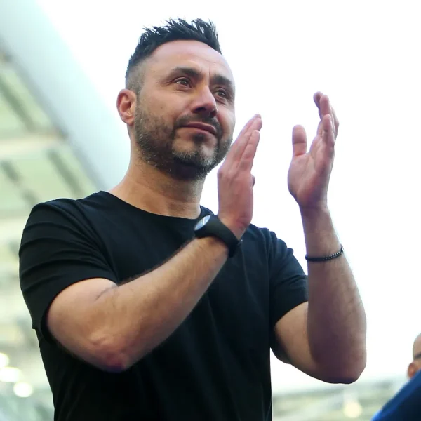 O Manchester United pode enfrentar um revés com Roberto De Zerbi supostamente se aproximando do Tottenham Hotspur