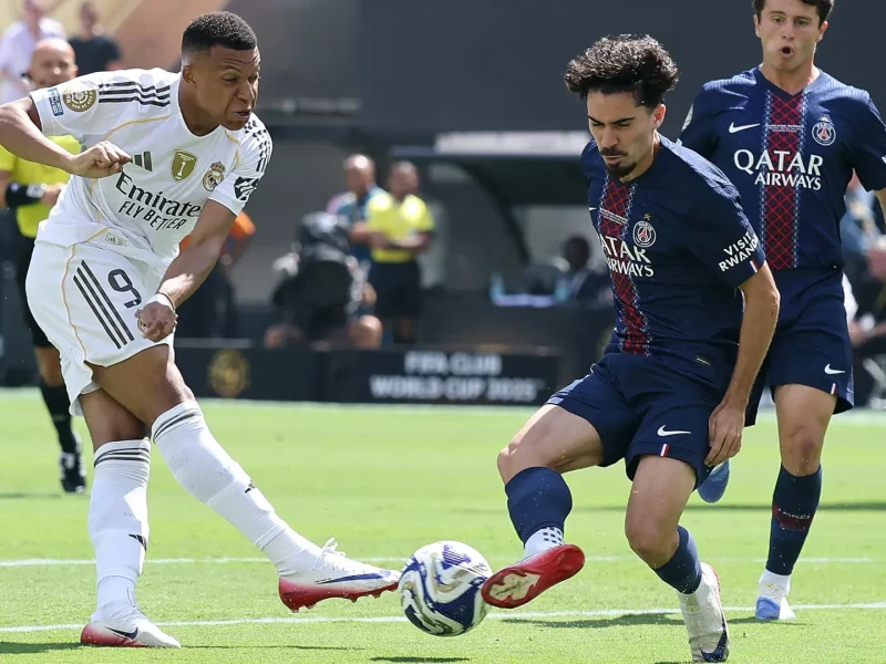 Kylian Mbappe e outras duas estrelas estão incluídos no elenco do Real Madrid para enfrentar o Manchester City no confronto da Liga dos Campeões