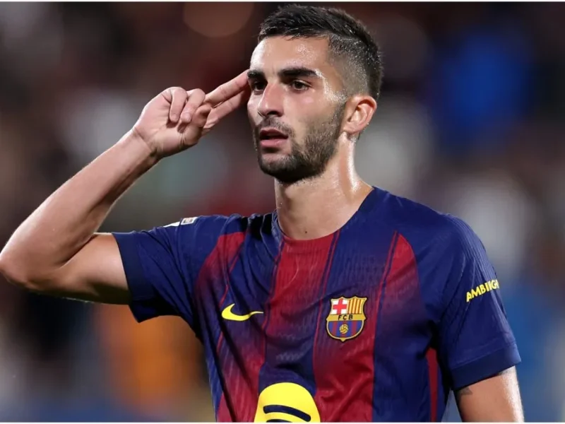O futuro de Ferran Torres está em dúvida, já que a estrela do Barcelona atrai o interesse de dois grandes times da Premier League
