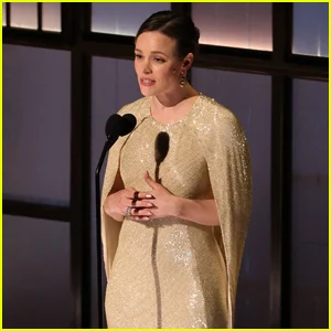 Rachel McAdams presta homenagem a Diane Keaton no Oscar 2026