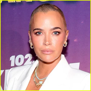 Teddi Mellencamp hospitalizado com 'feridas por todo o corpo' em meio à batalha contra o câncer