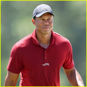 Tiger Woods envolvido em outro dinheiro de capotamento de carro, 5 anos depois de ser gravemente ferido