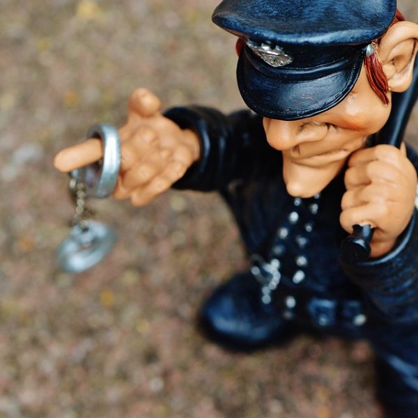 Polícia paulista deflagra operação contra fraudes em inventário