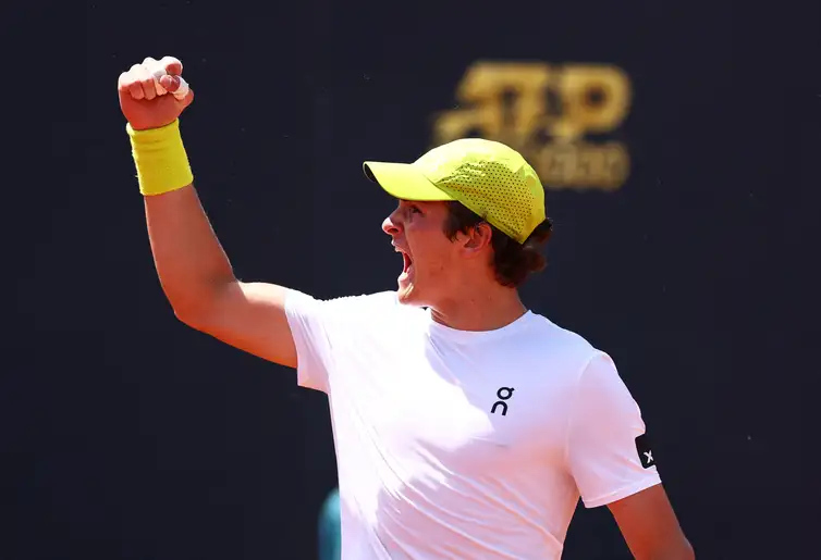 João Fonseca durante partida do Aberto da Itália
08/05/2025 REUTERS/Yves Herman
