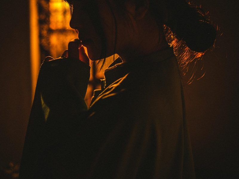 Mulher do líder Ali Khamenei está morta, afirma Reuters