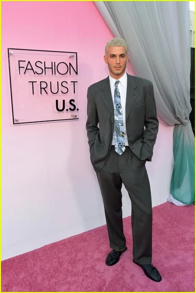 Fotos de celebridades do Fashion Trust nos EUA