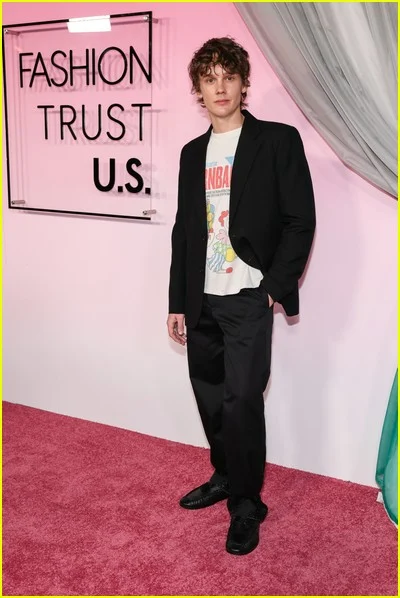 Fotos de celebridades do Fashion Trust nos EUA