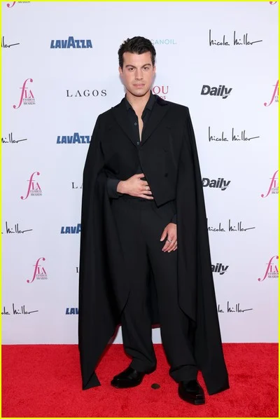 celebridades no Daily Front Row Fashion Awards