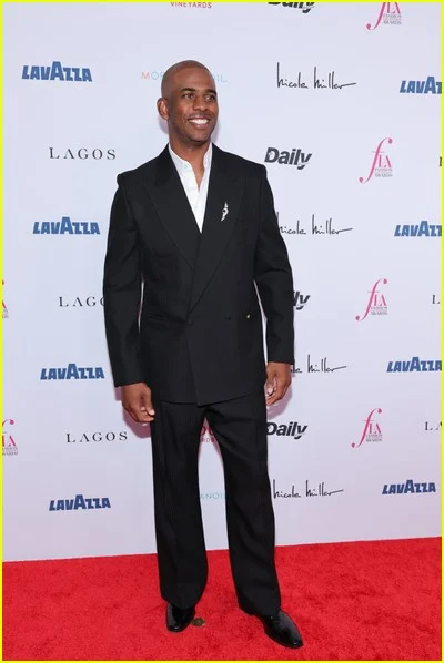 celebridades no Daily Front Row Fashion Awards