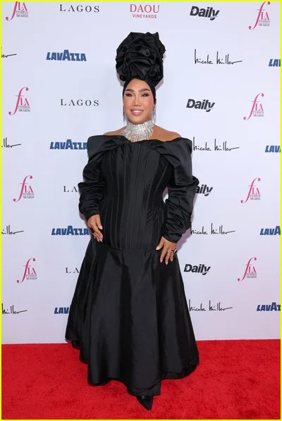 celebridades no Daily Front Row Fashion Awards