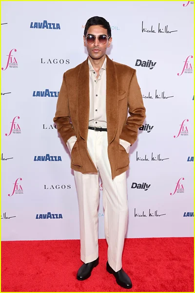 celebridades no Daily Front Row Fashion Awards