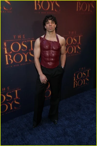 celebridades na noite de estreia de The Lost Boys