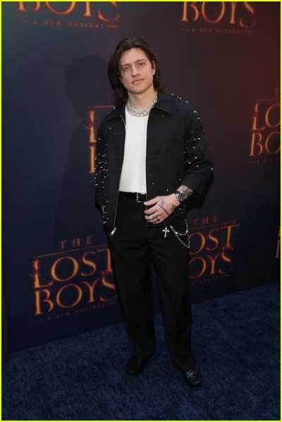 celebridades na noite de estreia de The Lost Boys