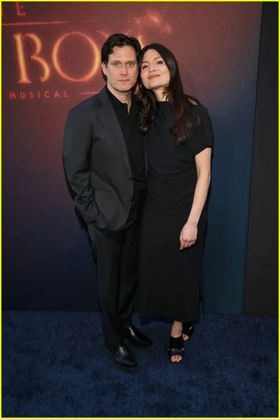 celebridades na noite de estreia de The Lost Boys