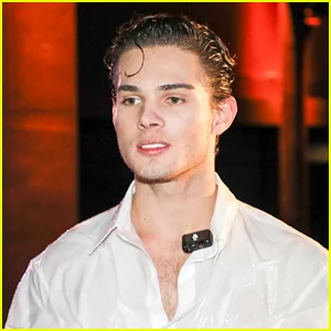 2 canais claviculares do YouTube retirados, motivo revelado como influenciador implora por ajuda para restabelecer