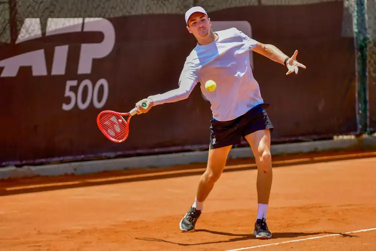 Brasília 16/02/2026  - Com João Fonseca, brasileiros disputam chaves principais do Rio Open.
Foto: FOTOJUMP