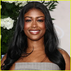 A atriz de 'alto potencial' Javicia Leslie se casa com Nana-Yaw Asamoah no México!