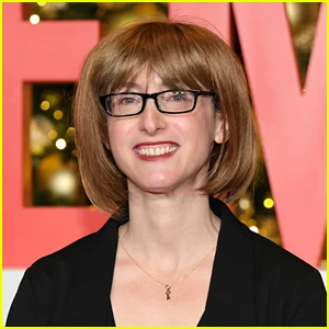 A autora de 'The Housemaid', Freida McFadden, finalmente revela seu nome verdadeiro depois de usar pseudônimo e usar um disfarce por anos