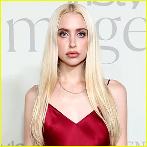 A estrela de 'Euphoria', Chloe Cherry, acha que o enredo OnlyFans de Cassie é 'louco pra caralho'