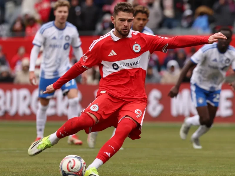 A mudança de Robert Lewandowski na MLS esfria enquanto o Chicago Fire supostamente muda as prioridades