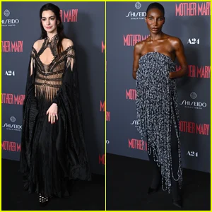 Anne Hathaway e Michaela Coel ficam góticas na exibição de 'Mother Mary' em Londres