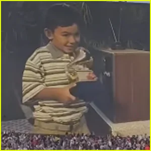 Bad Bunny Super Bowl Halftime Show Breakout Lincoln Fox fará estreia no cinema