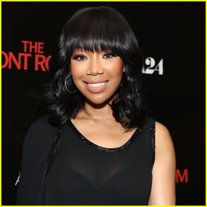 Brandy diz que o ex-namorado Boyz II Men, cantor Wanya Morris, 'se aproveitou' dela em um relacionamento com diferença de idade