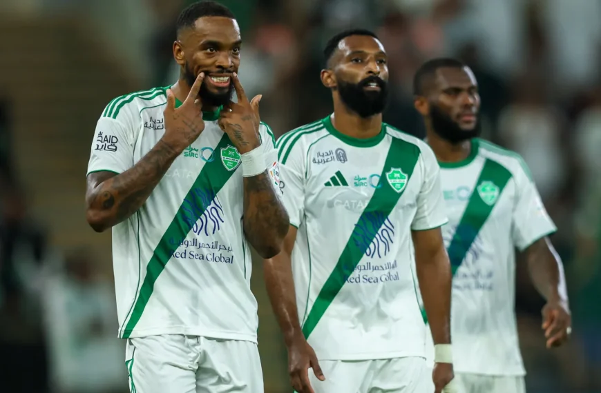 Cristiano Ronaldo surpreendeu com a Chuteira de Ouro e o impulso ao título, enquanto Ivan Toney arrisca um longo recorde de suspensão na Copa do Mundo de 2026 após explosão explosiva do árbitro