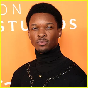 D4vd é preso pelo assassinato de Celeste Rivas depois que o corpo dela foi encontrado em seu Tesla, sendo detido sem fiança